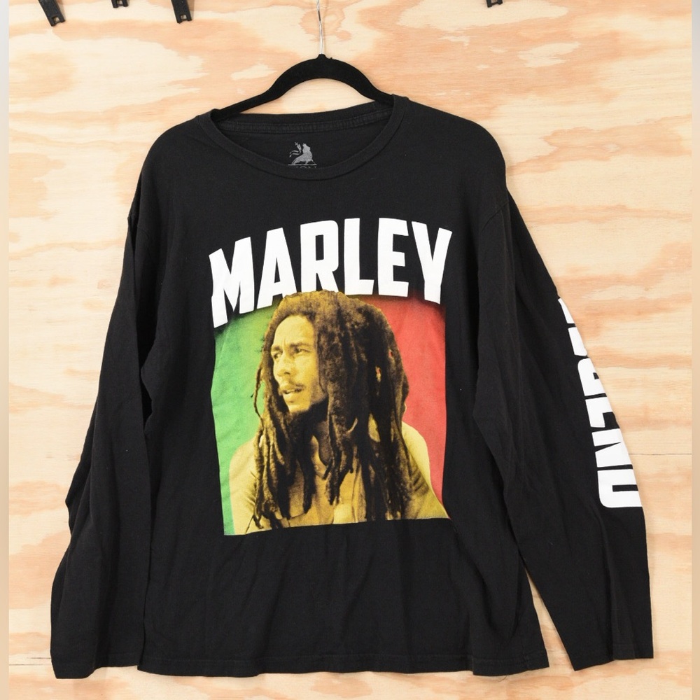 Bob Marley Size Large Shirt